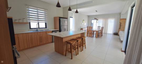 MAISON - 4 CHAMBRES-3