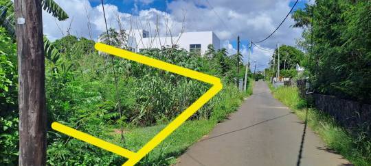 TERRAIN RESIDENTIEL - 308 m²