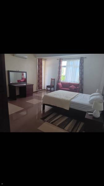 APARTMENT - 8 BEDROOMS - FURNISHED-5