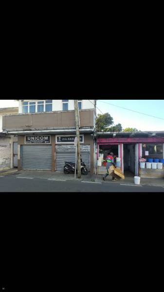 COMMERCIAL BUILDING - 679M²-4