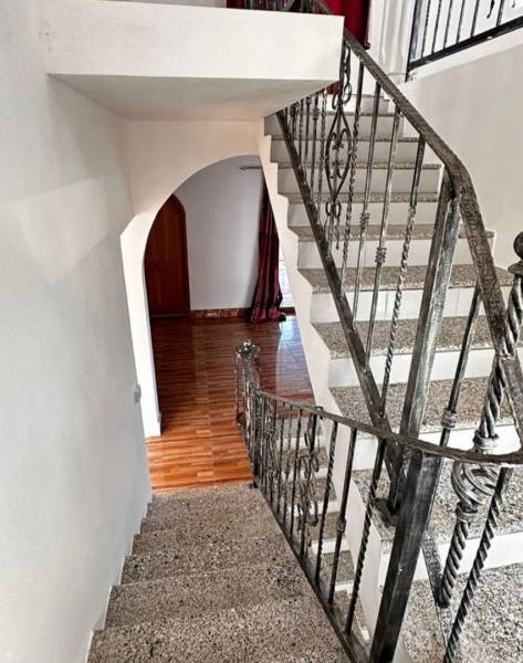 MAISON 4 CHAMBRES-5