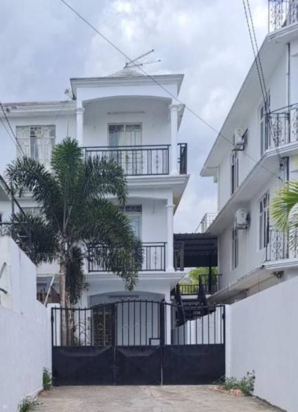 VILLA - 6 CHAMBRES-2